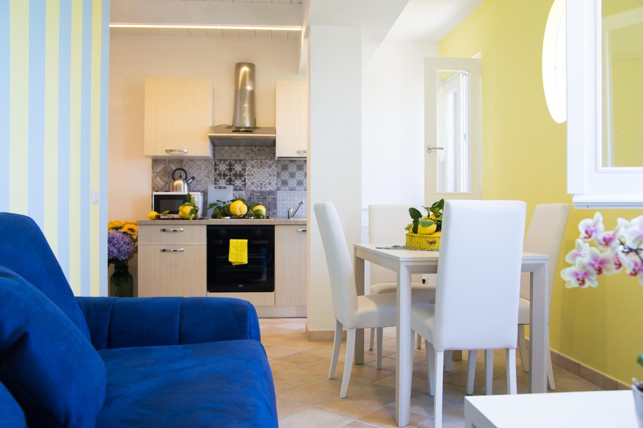 Bed and Breakfast Lemon Flats Сорренто Екстер'єр фото